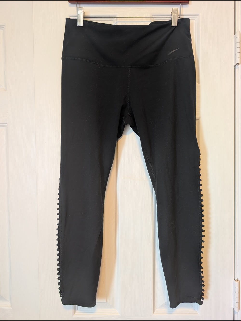 Nike Black Women's Capri Leggings with Side Ladder Detail